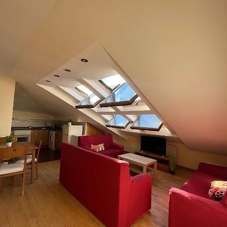 Apartamentosarturo Llanes Laplaza Atico Centrico المظهر الخارجي الصورة