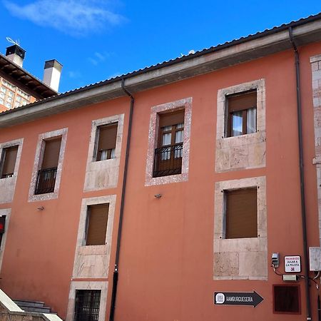 Apartamentosarturo Llanes Laplaza Atico Centrico المظهر الخارجي الصورة