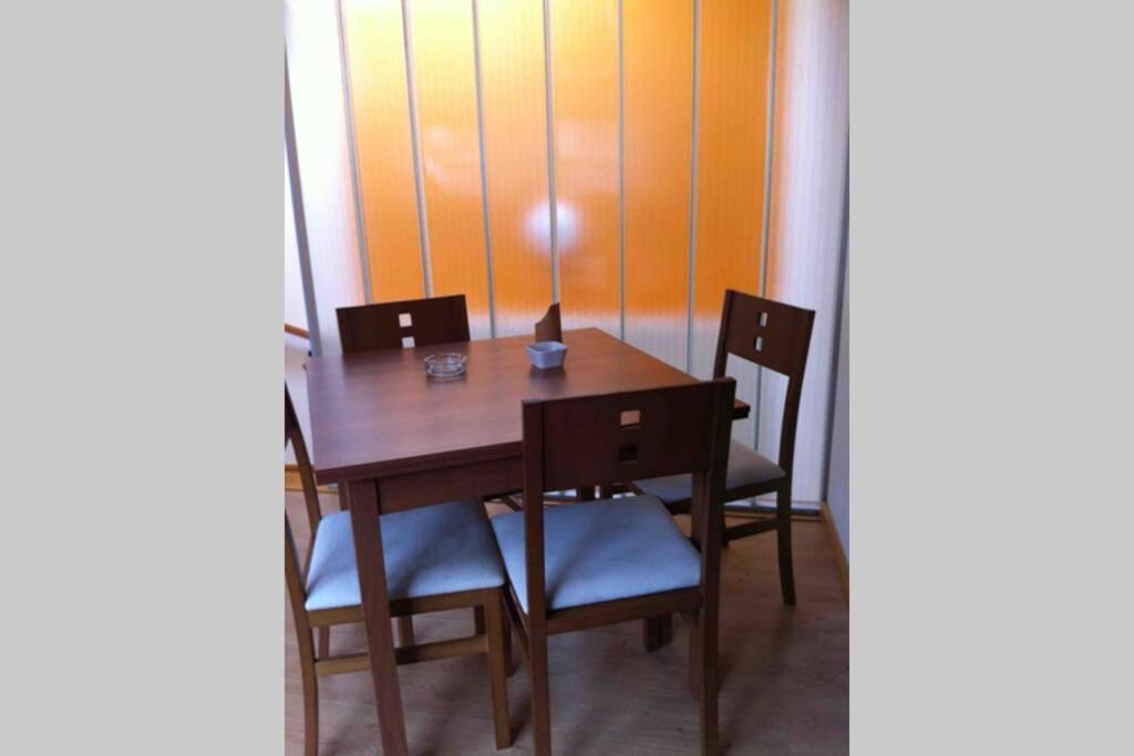 Apartamentosarturo Llanes Laplaza Atico Centrico المظهر الخارجي الصورة