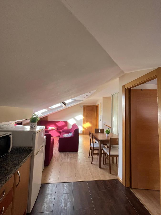 Apartamentosarturo Llanes Laplaza Atico Centrico المظهر الخارجي الصورة