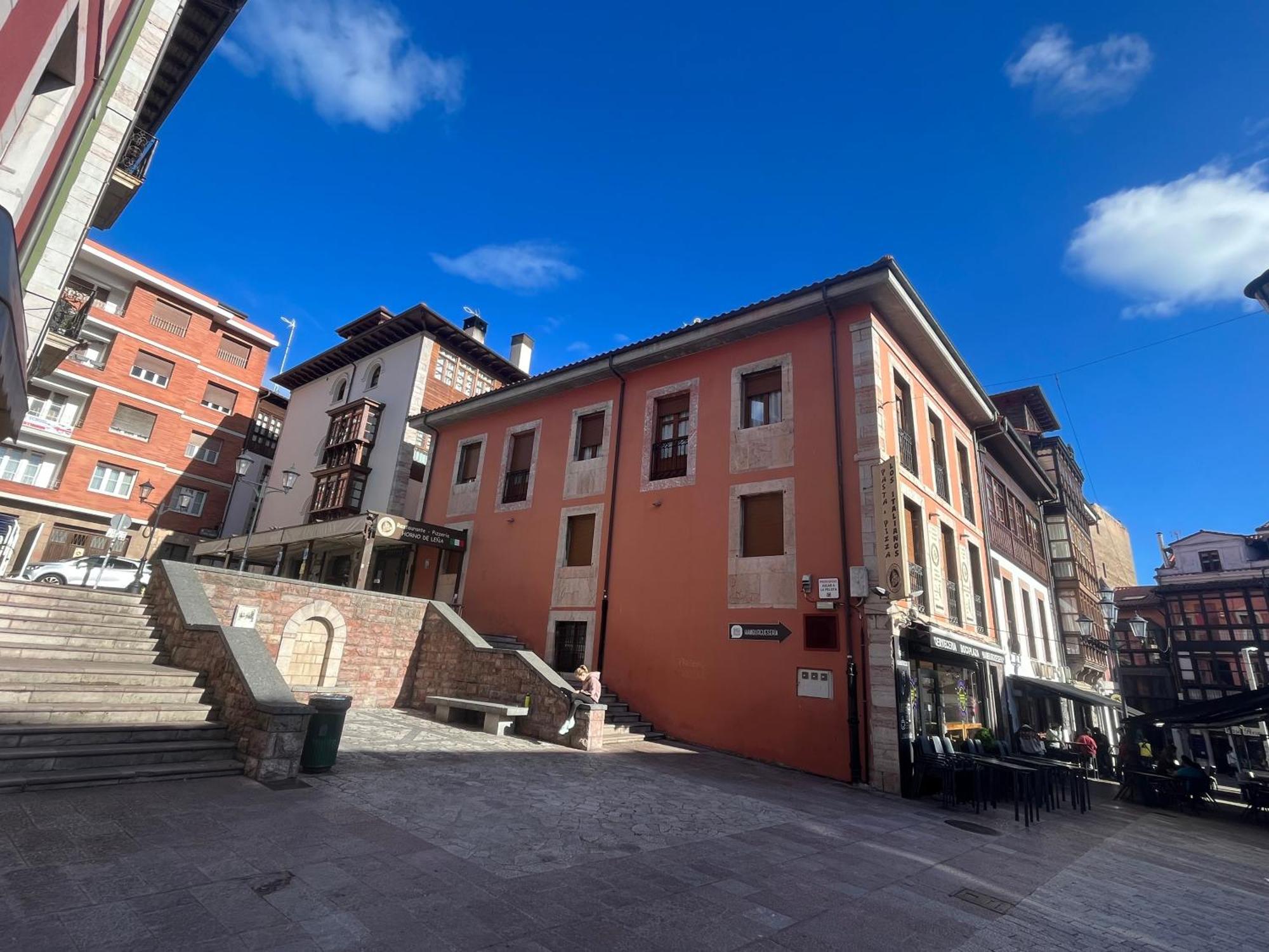 Apartamentosarturo Llanes Laplaza Atico Centrico المظهر الخارجي الصورة